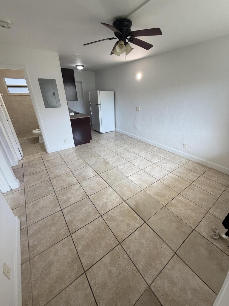 1124 Nw 2nd Street - Photo 6