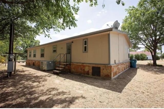 128 Burkhalter Street - Photo 3