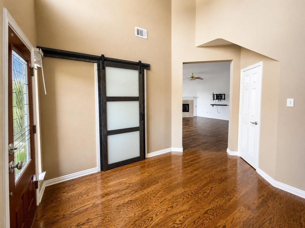 1818 Lake Texoma Circle - Photo 2