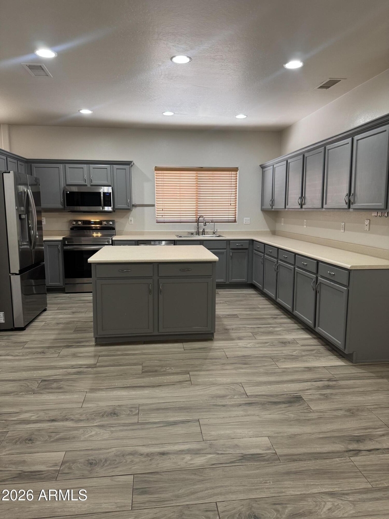 8421 W Mohave Street - Photo 12