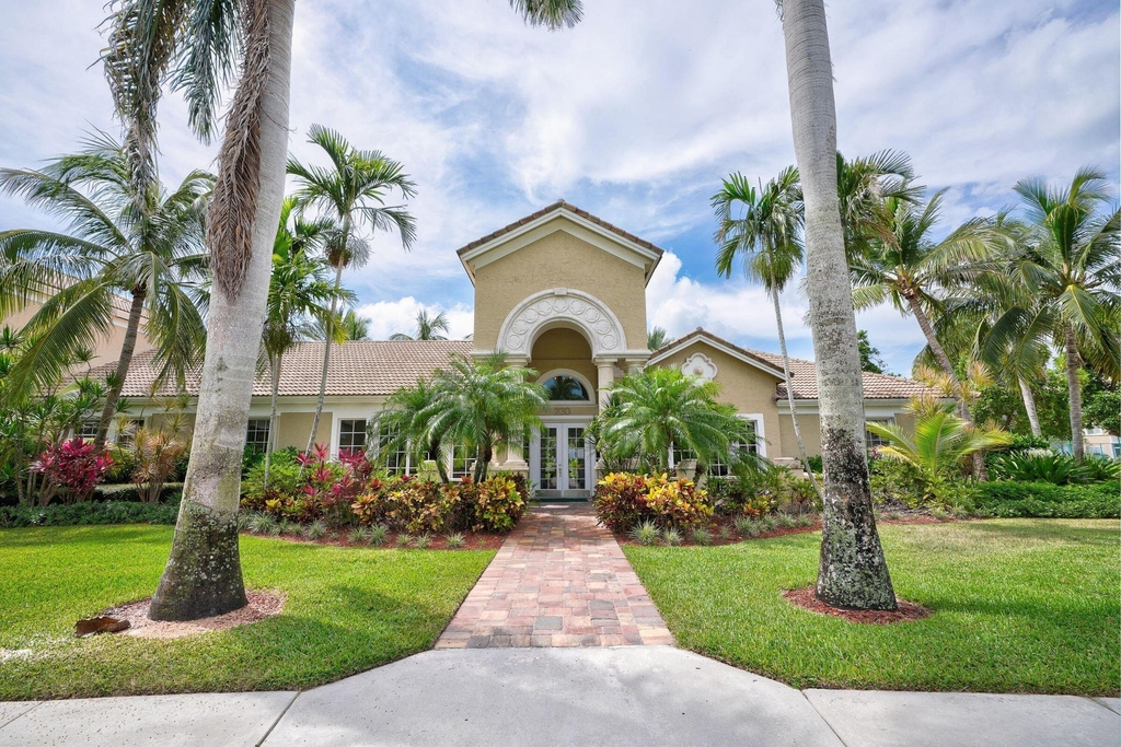 242 Village Boulevard - Photo 9