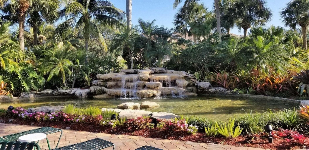 242 Village Boulevard - Photo 12