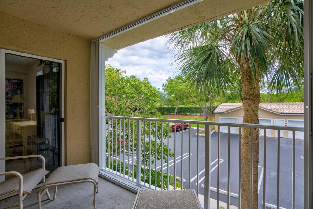 242 Village Boulevard - Photo 25