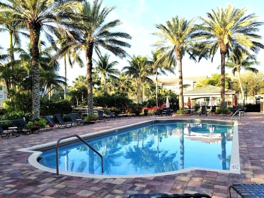 242 Village Boulevard - Photo 10