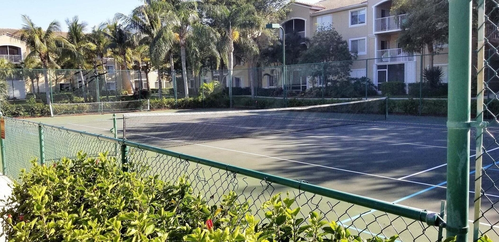242 Village Boulevard - Photo 16
