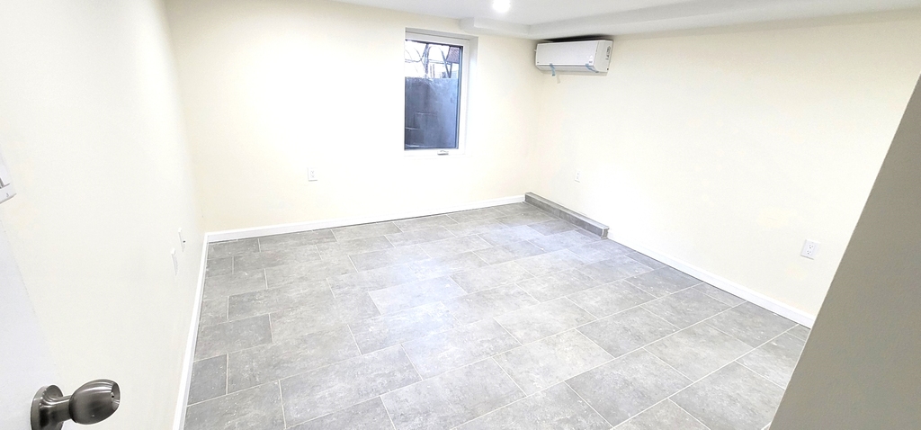 170-20 Lithonia Avenue - Photo 8