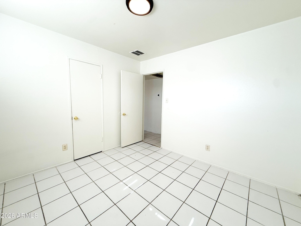 7007 S 8th Street - Photo 11