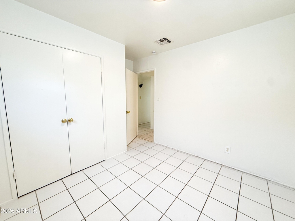 7007 S 8th Street - Photo 9