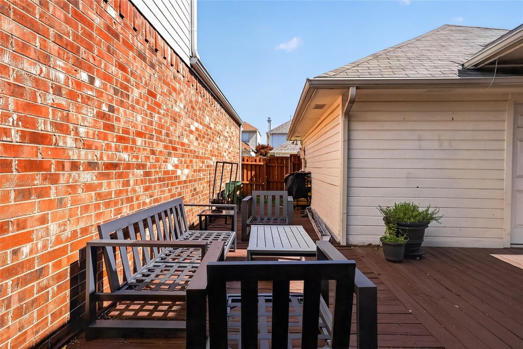 6015 Homestead Court - Photo 23