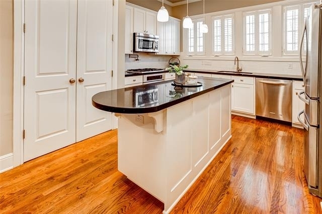 4703 Dexter Avenue - Photo 8