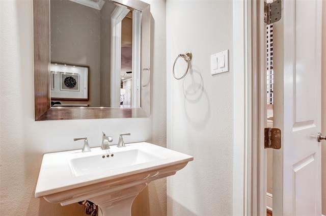 4703 Dexter Avenue - Photo 11