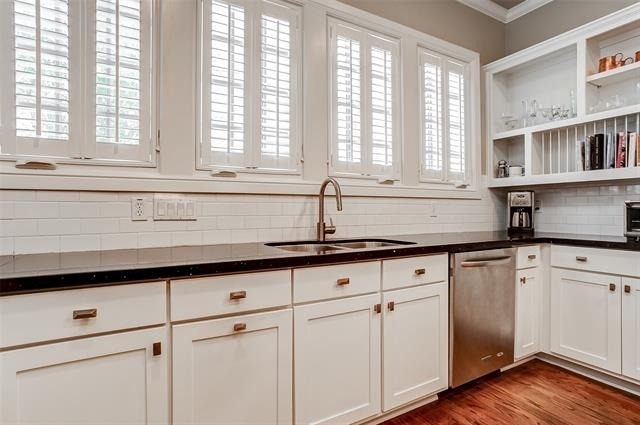4703 Dexter Avenue - Photo 10