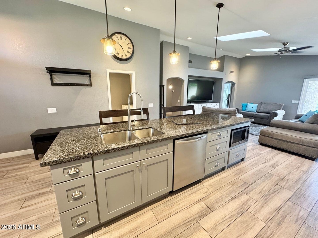 1401 W Blue Ridge Court - Photo 12