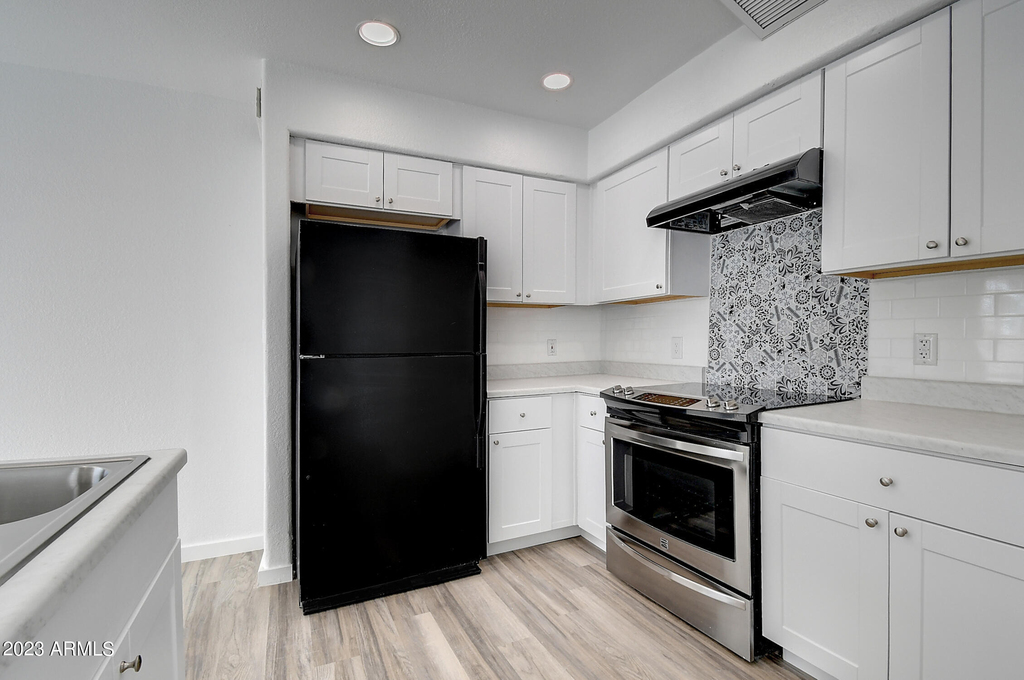 17031 E Calle Del Oro -- - Photo 8