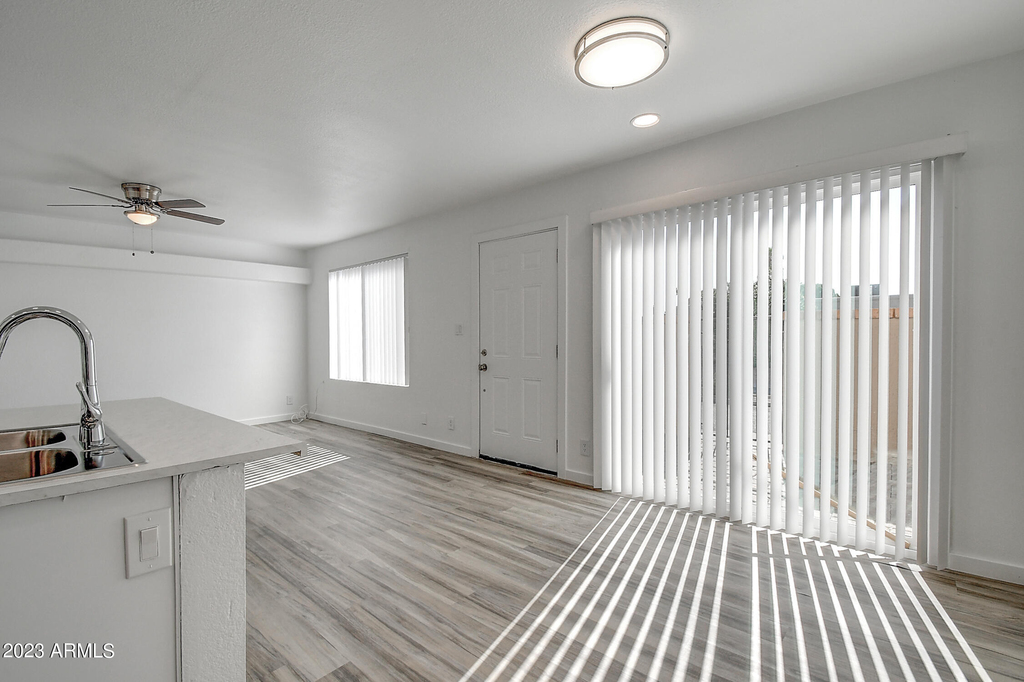 17031 E Calle Del Oro -- - Photo 2