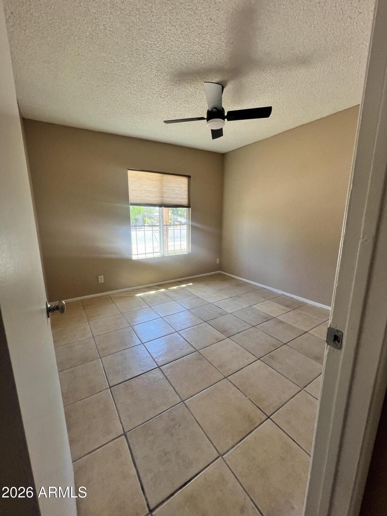 440 N Lesueur Street - Photo 6