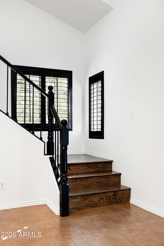 3935 E Rough Rider Road - Photo 9