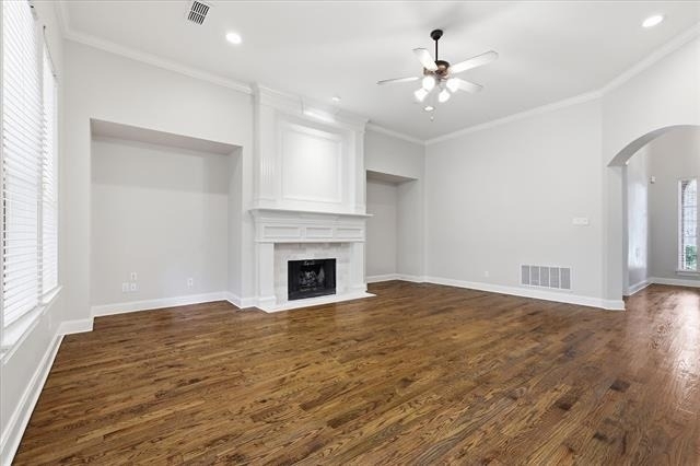 1405 Salado Drive - Photo 3