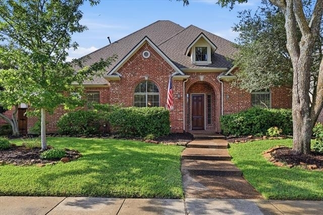 1405 Salado Drive - Photo 0