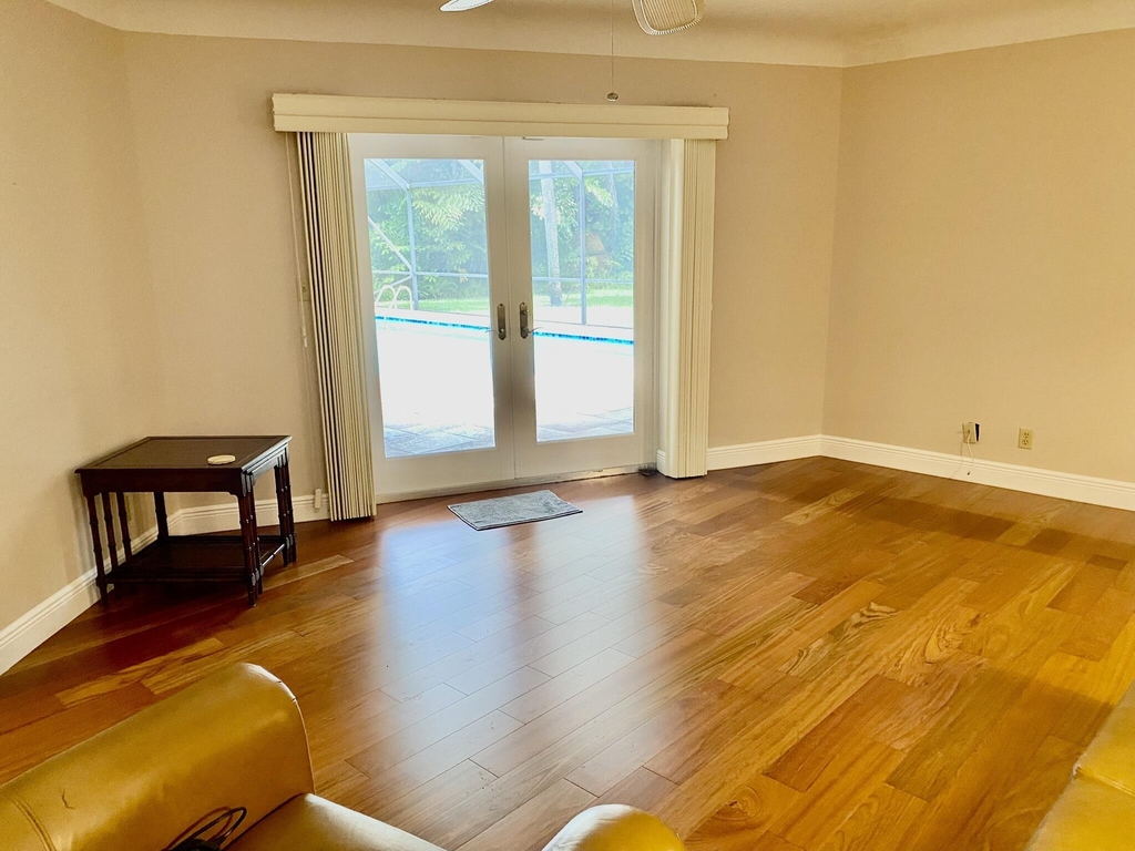 1140 Sw 15th Street - Photo 12