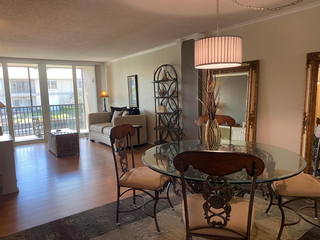 1 Royal Palm Way - Photo 9