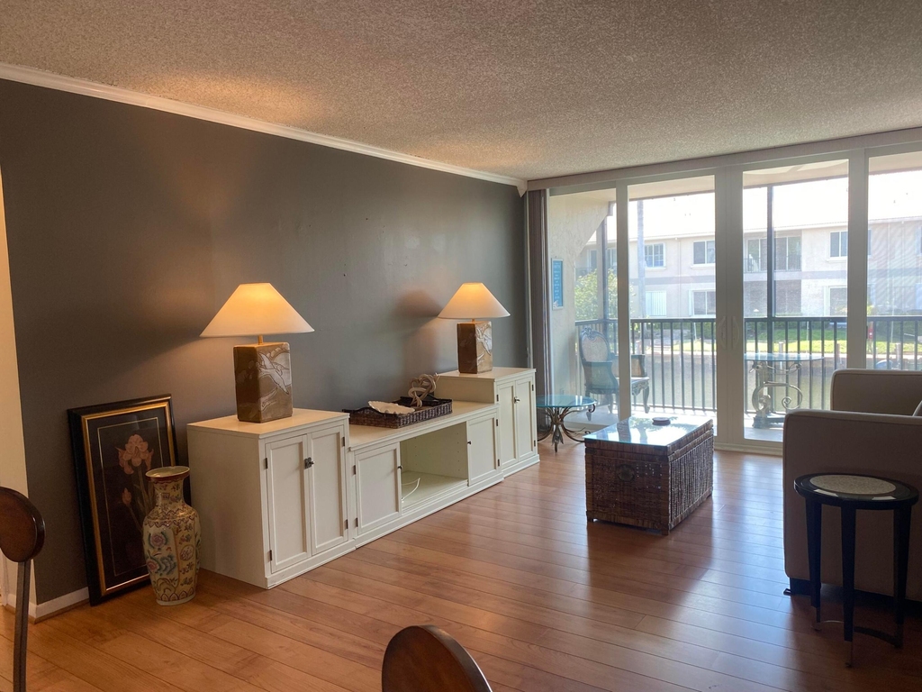 1 Royal Palm Way - Photo 11