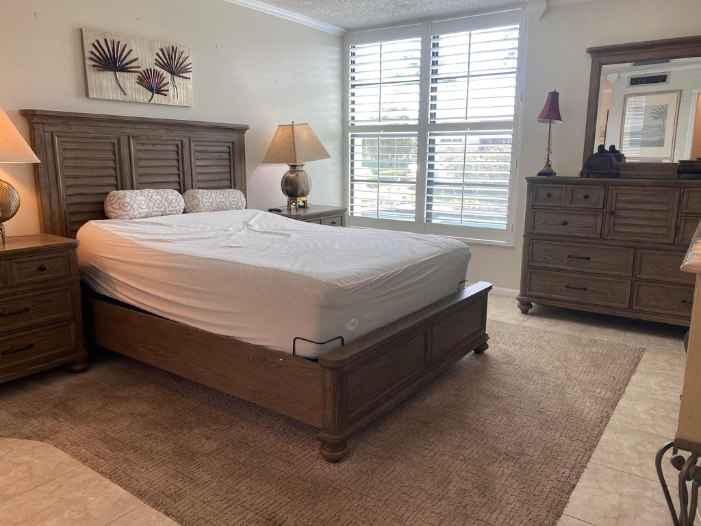 1 Royal Palm Way - Photo 20