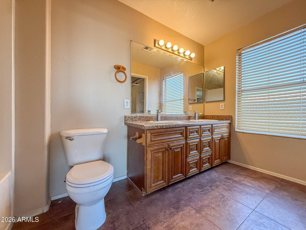 583 W Racine Loop - Photo 28