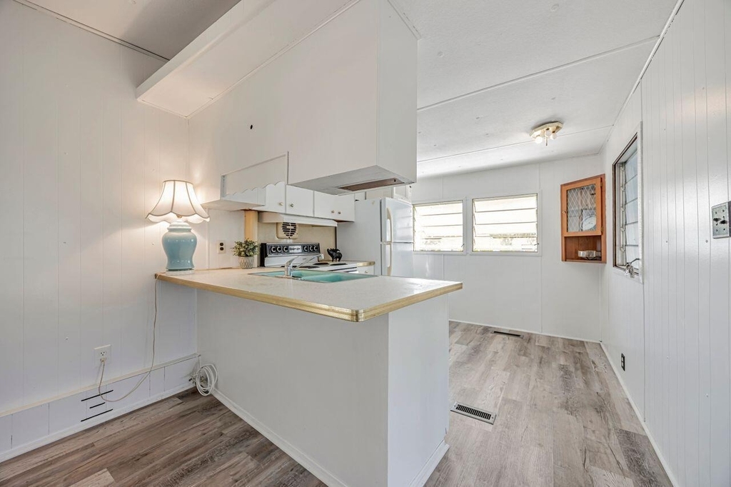14556 Glenview Drive - Photo 10