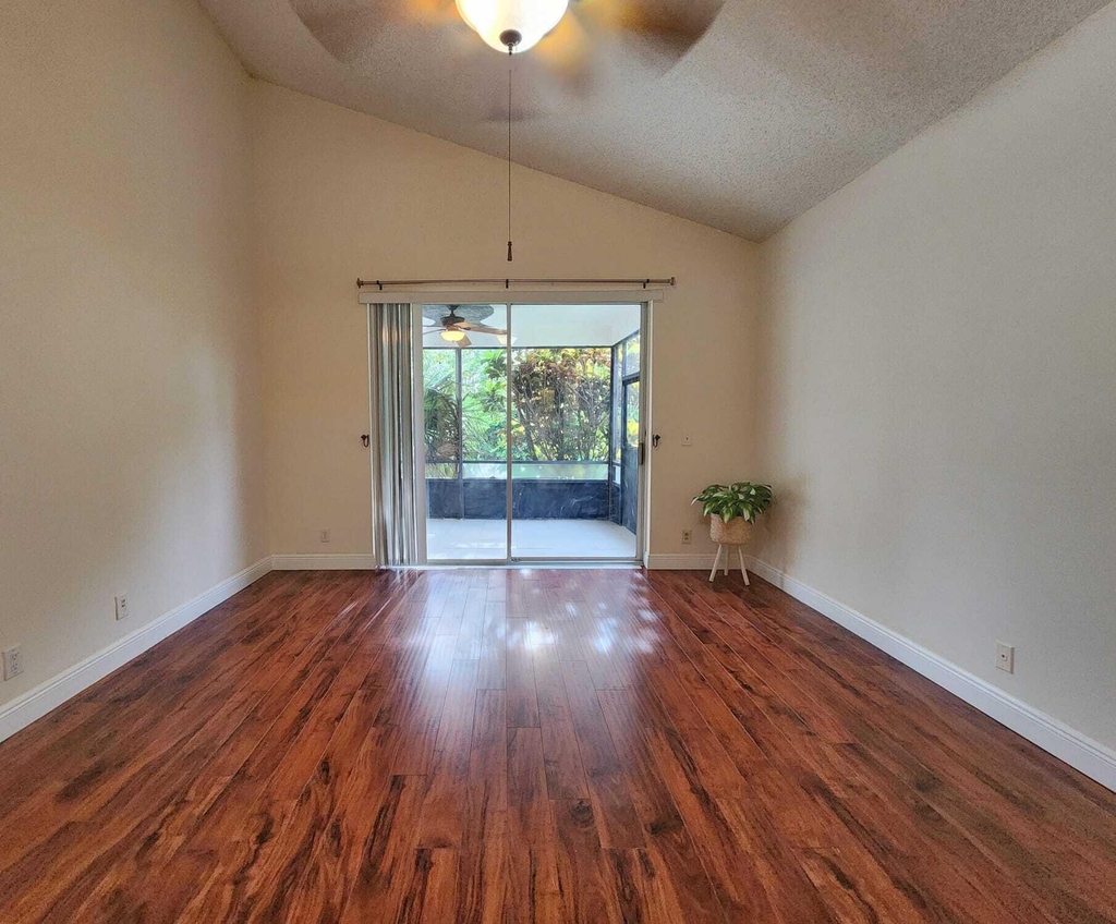 7705 Forest Green Lane - Photo 5