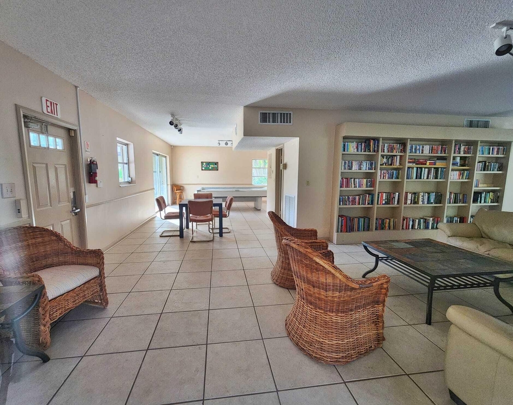 7705 Forest Green Lane - Photo 39