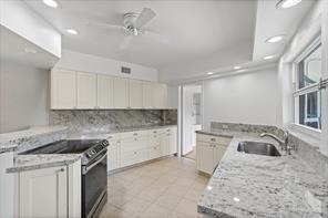 1705 Ne 26th Avenue - Photo 2