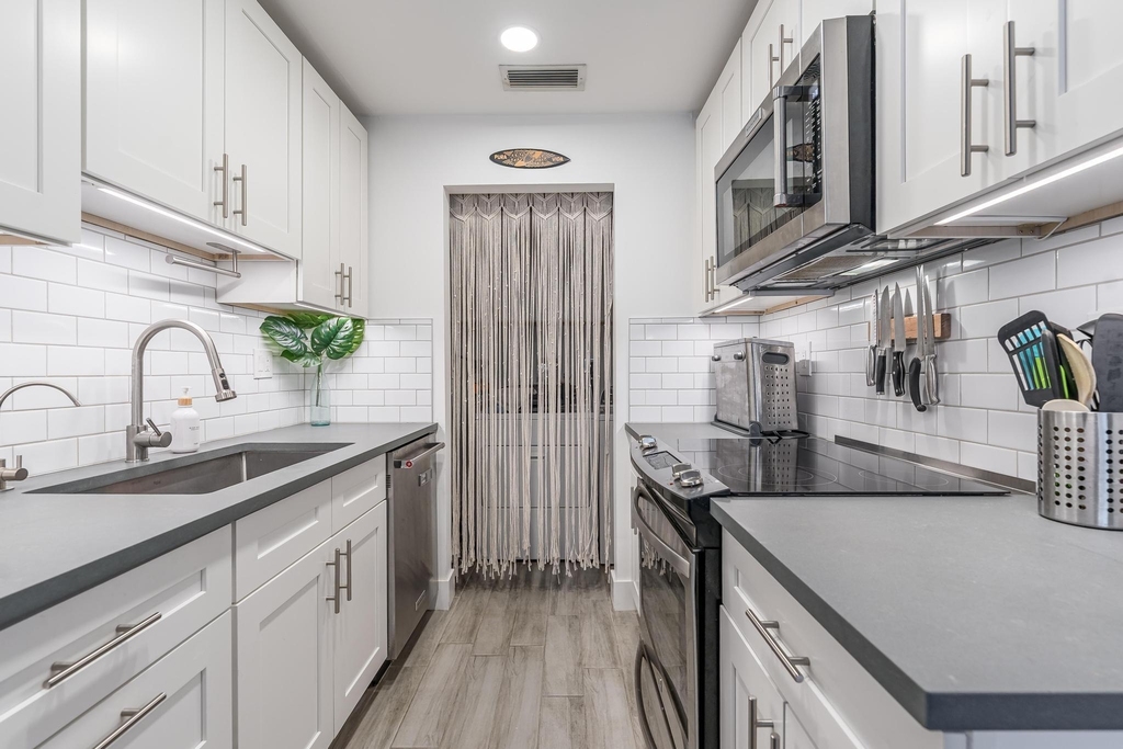 134 Nw 57th Street - Photo 2
