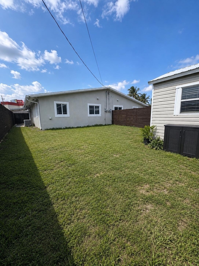 134 Nw 57th Street - Photo 21