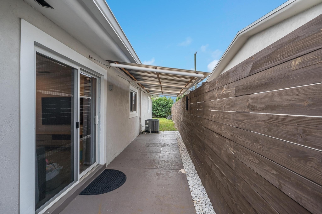 134 Nw 57th Street - Photo 7