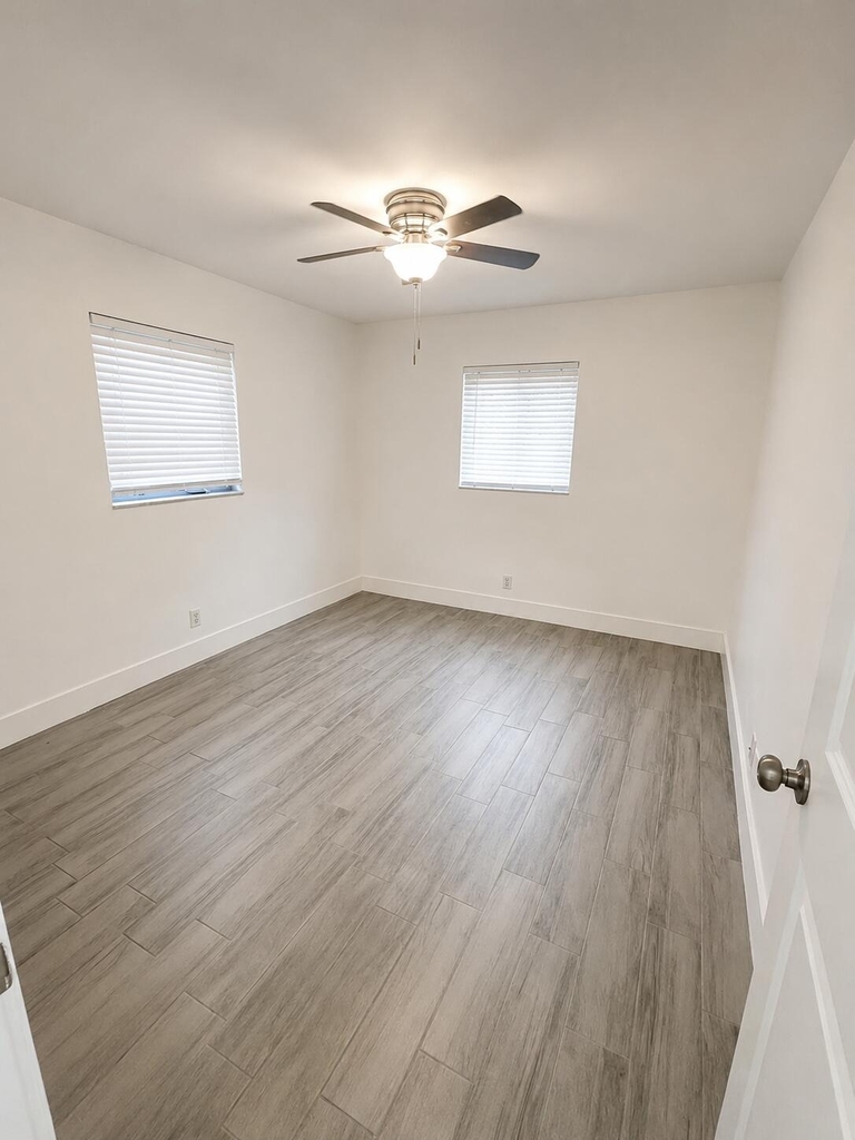 134 Nw 57th Street - Photo 4