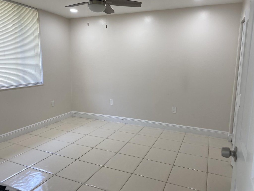 4501 Fountains Drive S - Photo 11