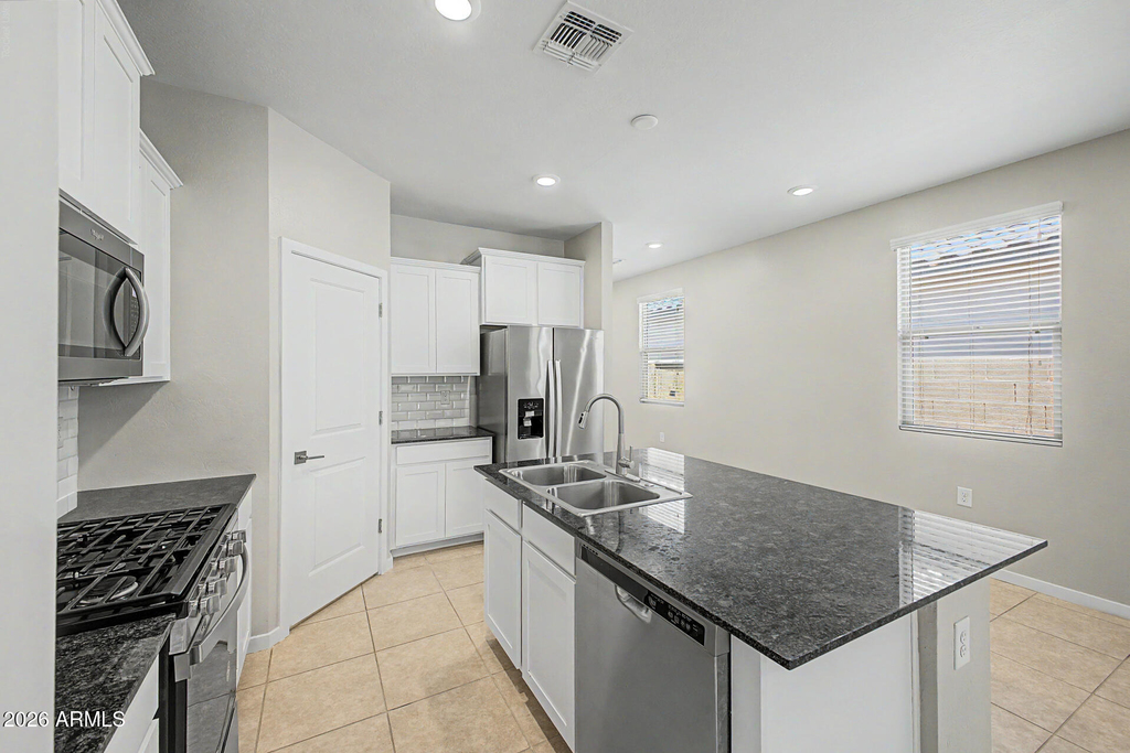 14155 W Georgia Drive - Photo 7