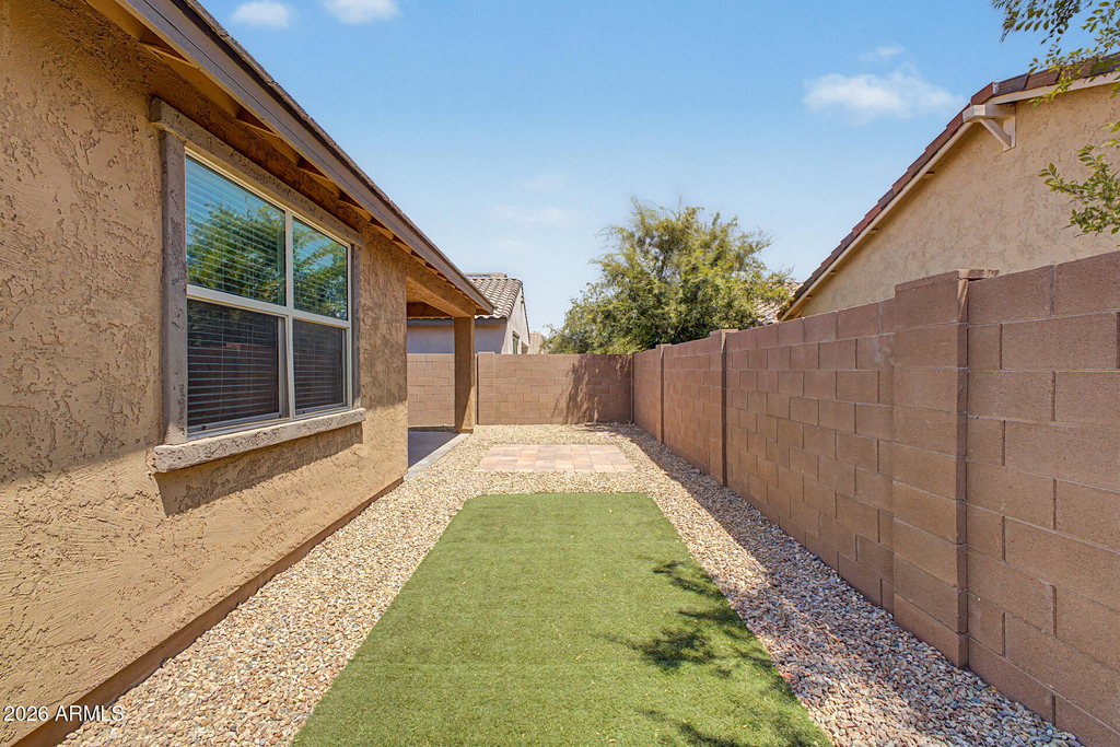 14155 W Georgia Drive - Photo 28