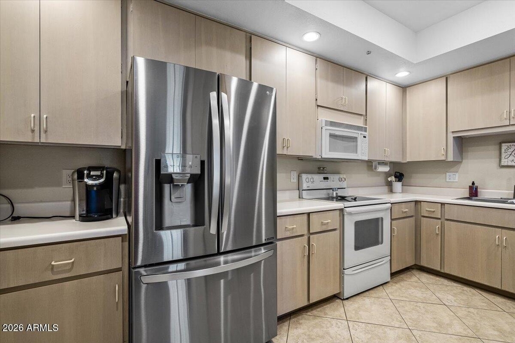 4525 N 66 Street - Photo 9