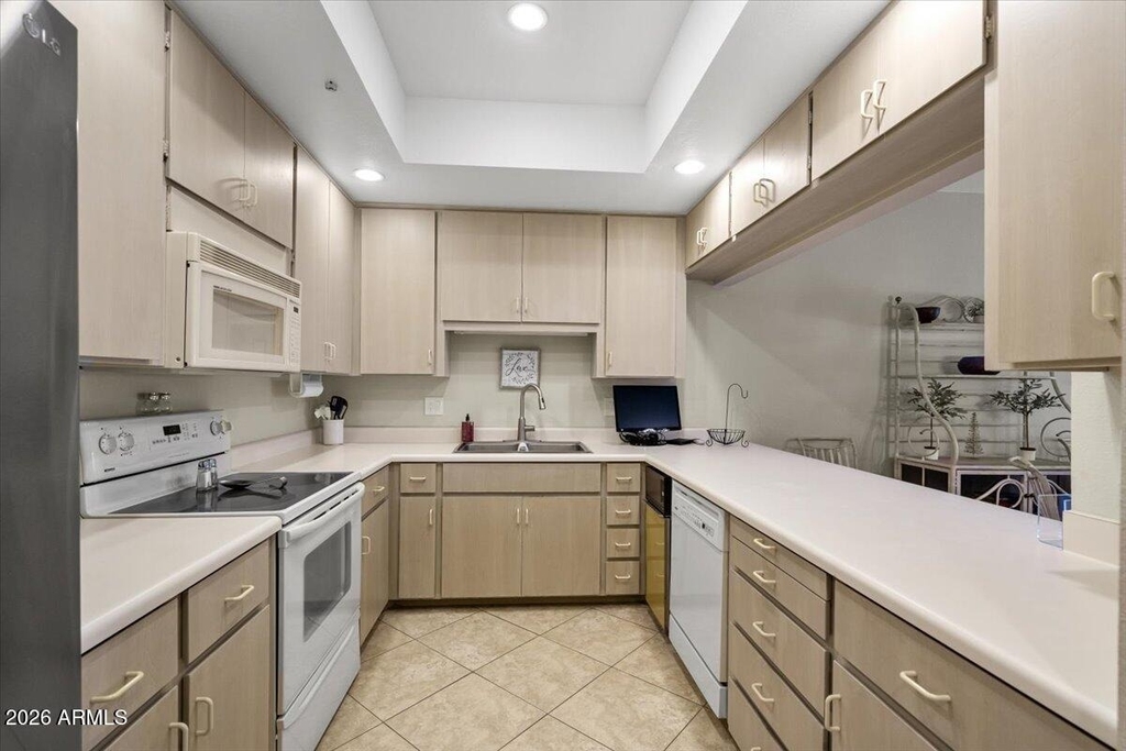 4525 N 66 Street - Photo 8