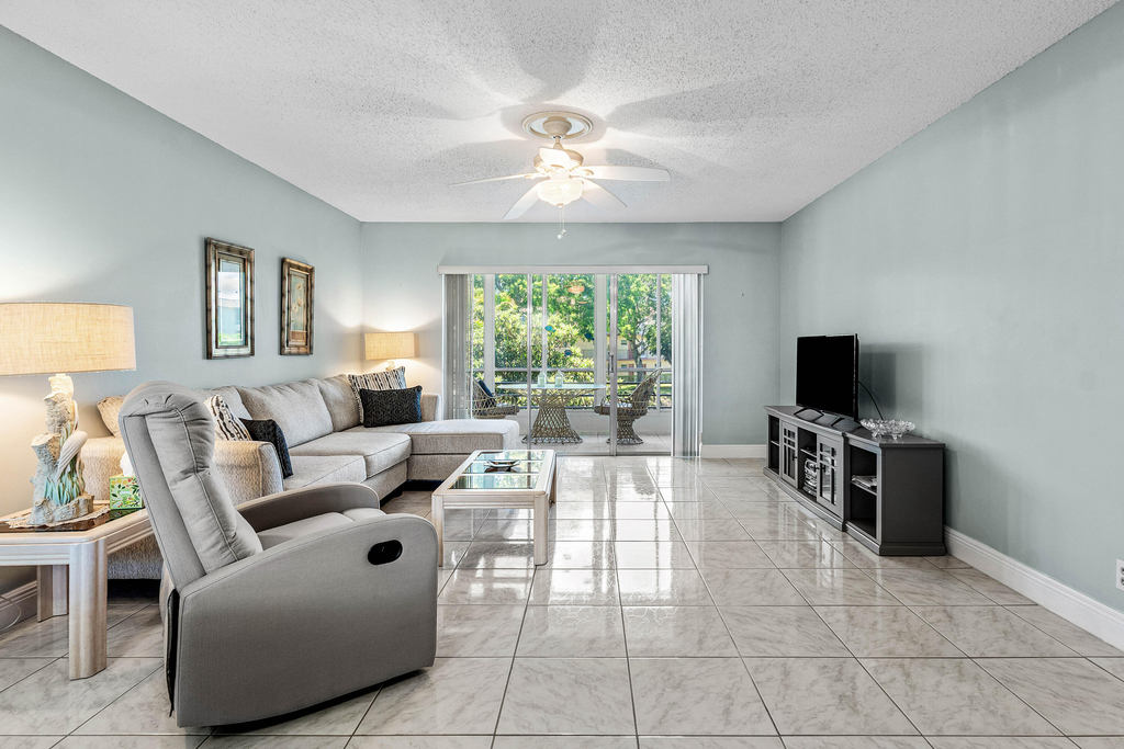 721 Lori Drive - Photo 5