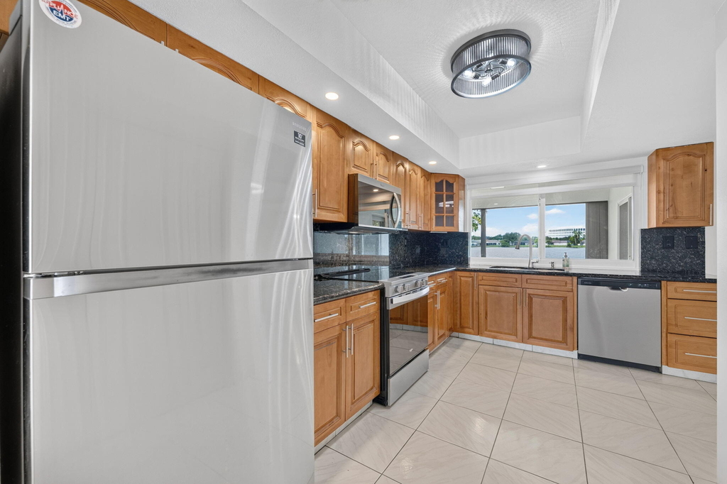 905 Nw 133rd Avenue - Photo 4