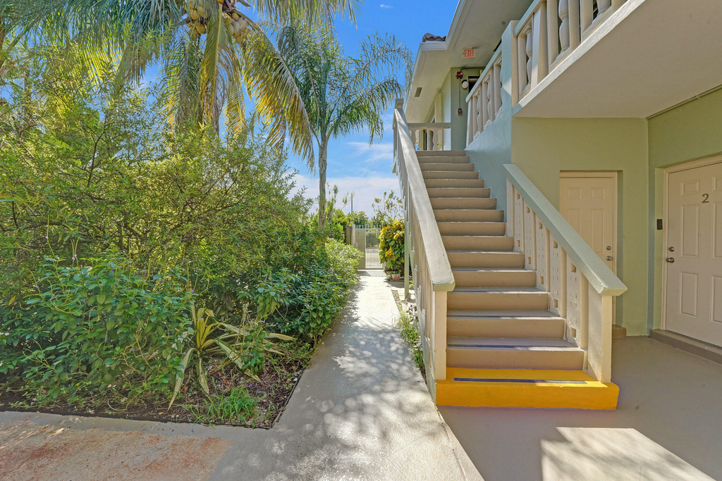 1423 Holly Heights Drive - Photo 22