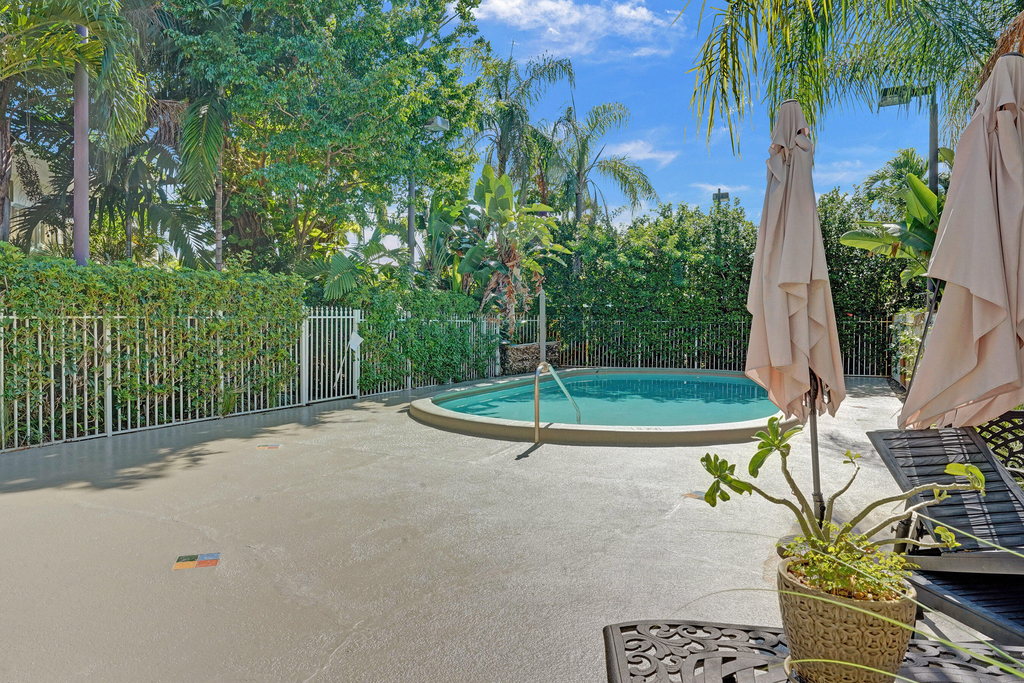 1423 Holly Heights Drive - Photo 25