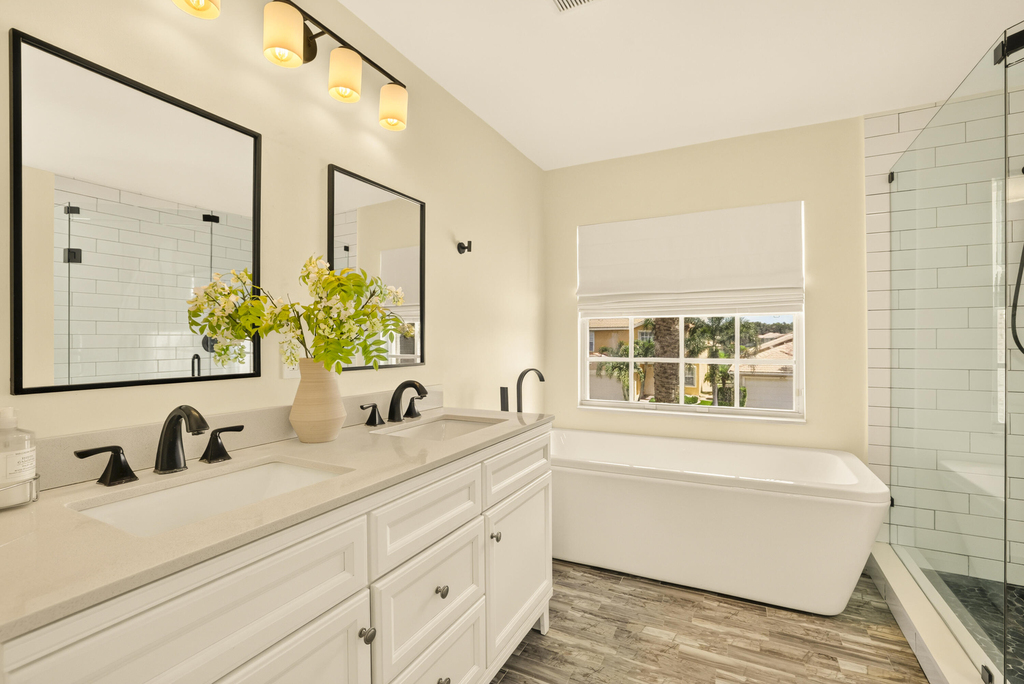 7630 Topiary Avenue - Photo 25