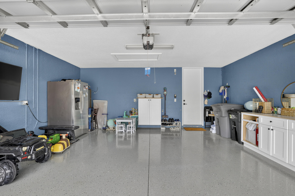 7630 Topiary Avenue - Photo 38