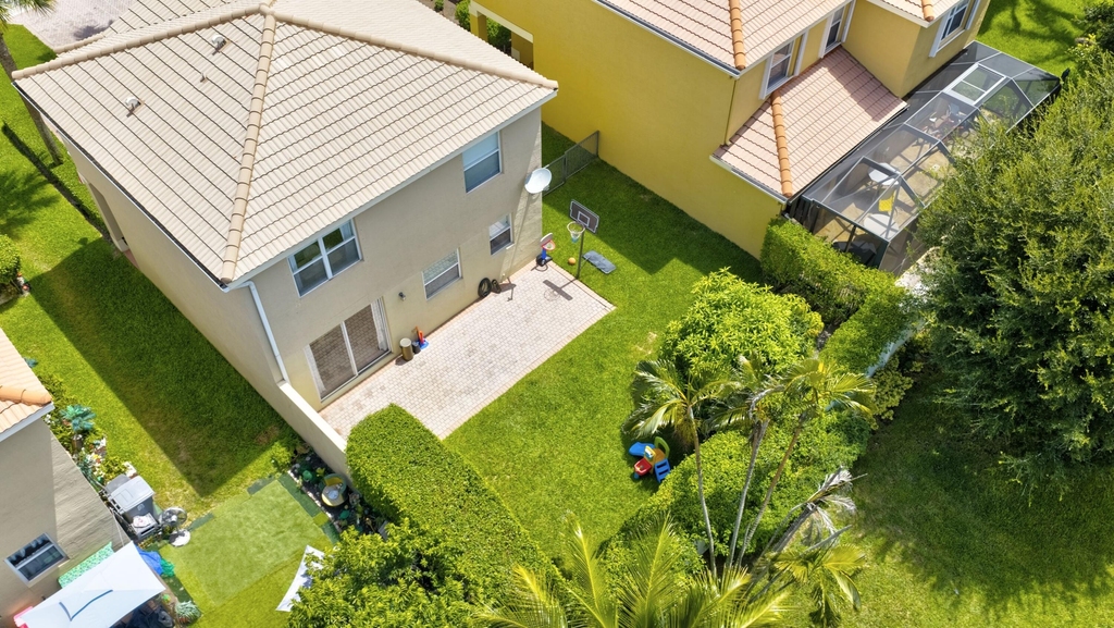 7630 Topiary Avenue - Photo 50