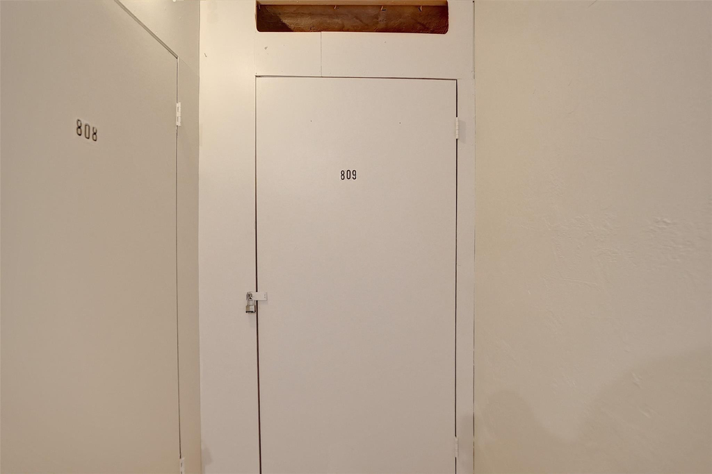 1051 Hillsboro Mile - Photo 24