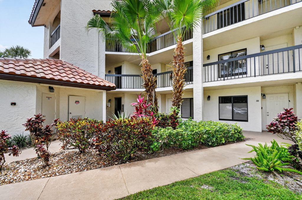 10173 Mangrove Drive - Photo 3